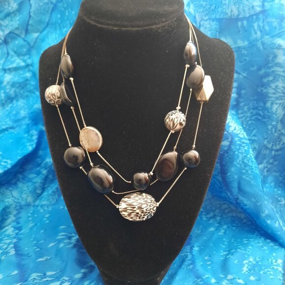 Black/Silver Necklaces (3) - Picture 3 of 4